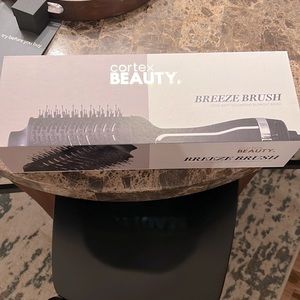 Cortex 2 in 1 Volume Booster Blowout Brush